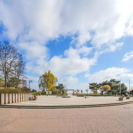 Amazing In Ostseebad With Wifi Karlshagen